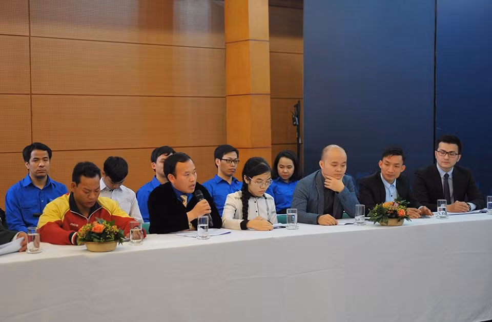 Bí thư thứ nhất TƯ Đoàn đối thoại với đoàn viên, thanh niên ảnh 11