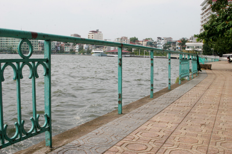 Nhiều tấm chắn biến mất