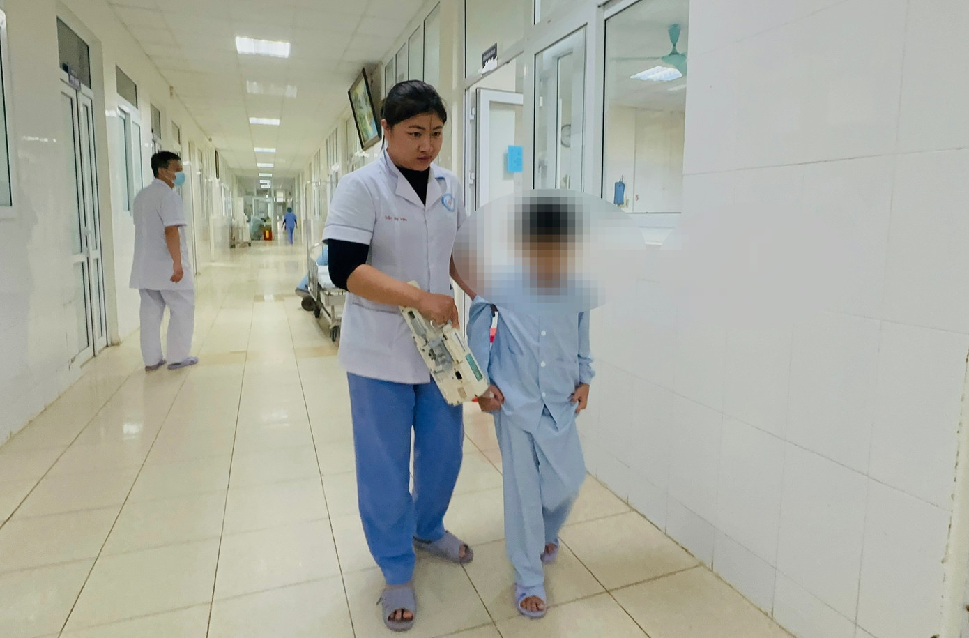 Cháu C.V.T tập vận động