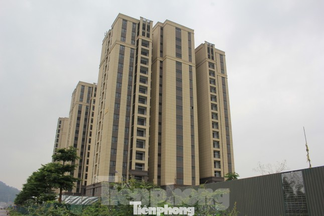 Khu NƠXH Vân Trung do Công ty TNHH FuGiang làm chủ đầu tư bị chậm tiến độ thời gian dài do người dân chưa đồng thuận trong công tác giải phóng mặt bằng. (Ảnh: Lập Đông)