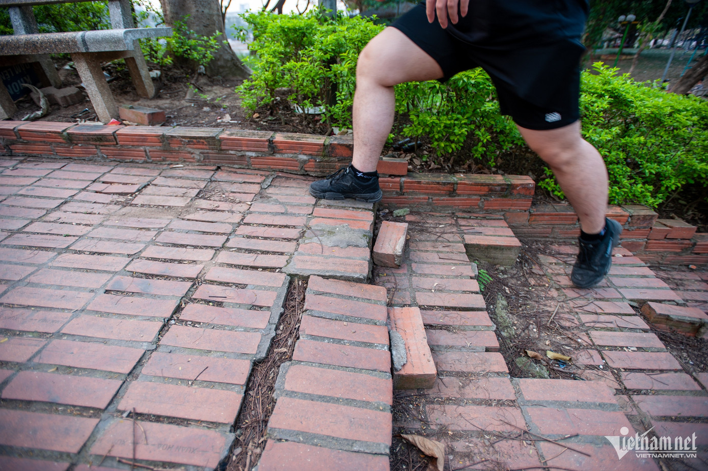 Theo kế hoạch, việc cải tạo, sửa chữa Công viên Nghĩa Đô sẽ hoàn thành trong năm 2025. Theo kế hoạch, việc cải tạo, sửa chữa Công viên Nghĩa Đô sẽ hoàn thành trong năm 2025.