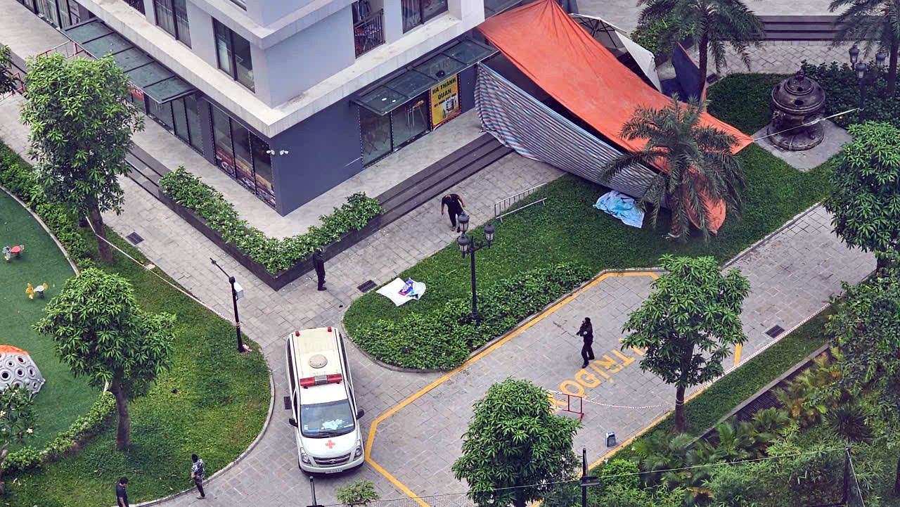 Cơ quan chức năng đến hiện trường vụ việc. Ảnh: H.H. Cơ quan chức năng đến hiện trường vụ việc. Ảnh: H.H.