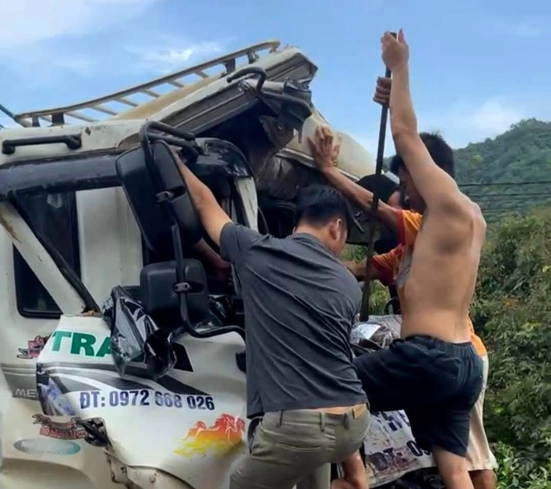 Hiện trường vụ tai nạn. Hiện trường vụ tai nạn.