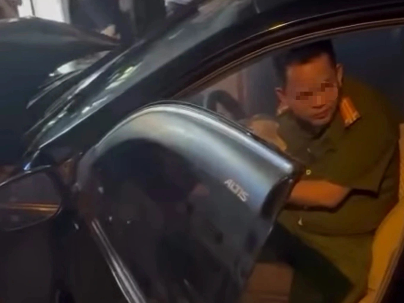 Vào khoảng 20h50 ngày 26/6, tại đường Bình Than (phường Đại Phúc, TP Bắc Ninh) đã xảy ra vụ tai nạn giao thông do tài xế H.S.P. là Đội trưởng thuộc Phòng Cảnh sát PCCC&amp;CNCH, vi phạm nồng độ cồn, điều khiển ô tô đâm vào loạt phương tiện trên đường.