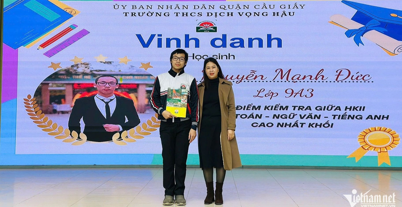Nguyễn Mạnh Đức từng được nhà trường vinh danh với kết quả điểm kiểm tra giữa học kỳ 2 năm lớp 9 cao nhất khối. Ảnh: Nhà trường cung cấp.