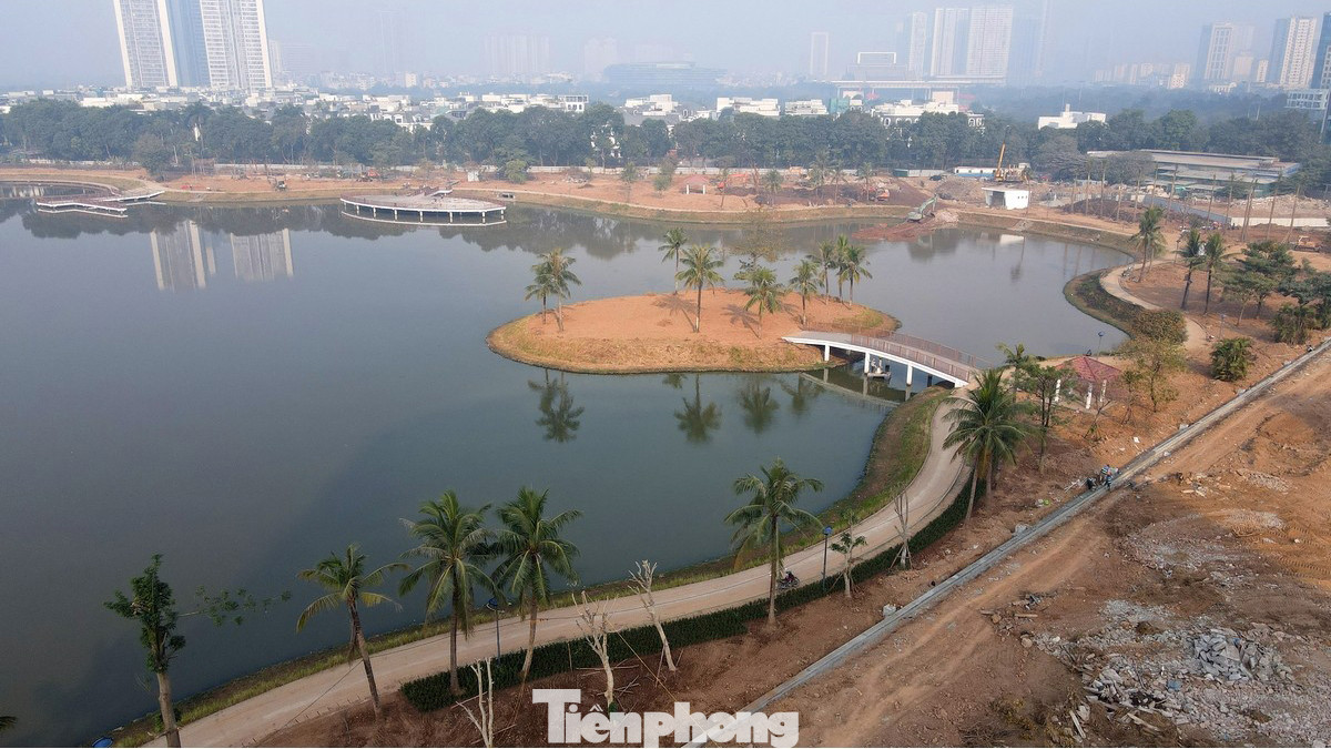 Dự án Công viên hồ Phùng Khoang là công trình được phê duyệt quy hoạch lần đầu năm 2007, khởi công từ năm 2016 nhưng sau nhiều năm vẫn không thể đưa vào phục vụ nhân dân. Dự án Công viên hồ Phùng Khoang là công trình được phê duyệt quy hoạch lần đầu năm 2007, khởi công từ năm 2016 nhưng sau nhiều năm vẫn không thể đưa vào phục vụ nhân dân.