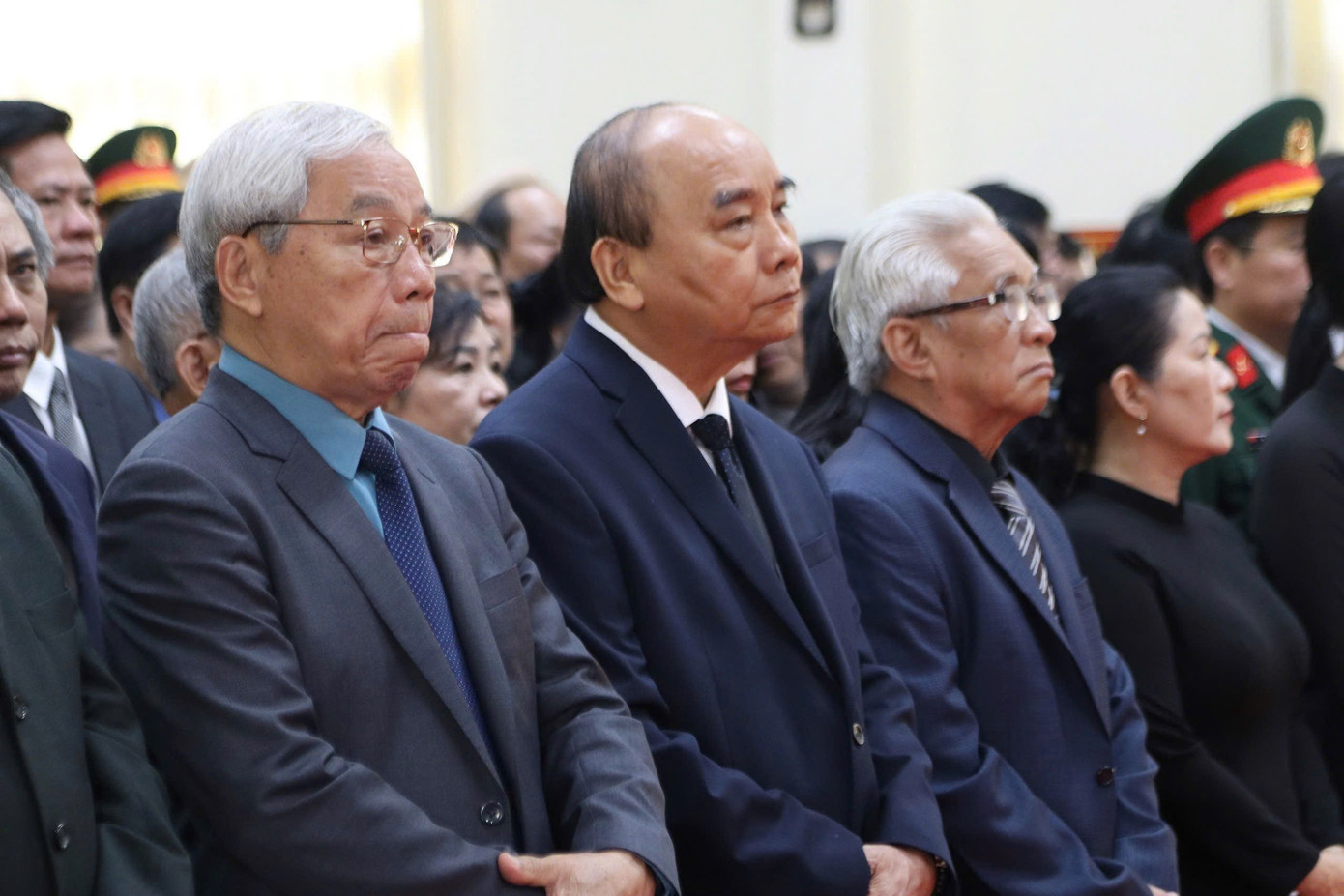 Đưa linh cữu nguyên Chủ tịch nước Trần Đức Lương rời Hà Nội về Quảng Ngãi ảnh 10