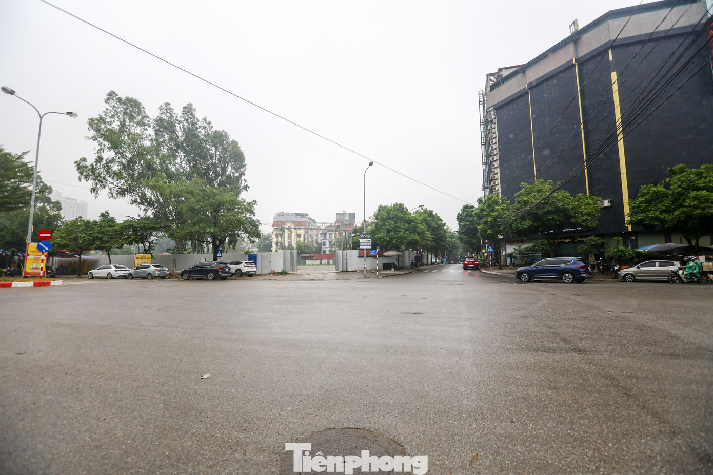 Hầm chui đường Hoàng Quốc Việt được kỳ vọng làm giảm áp lực giao thông cho khu vực đường Vành đai 3.