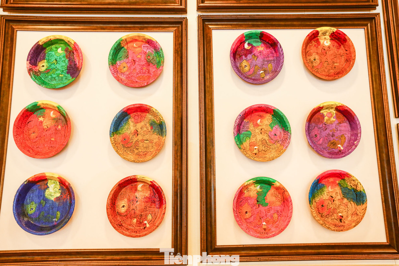 Bộ sưu tập tranh vẽ rồng trên mo cau là sự kết hợp của tình yêu hội họa cùng mong muốn gửi thông điệp về bảo vệ môi trường, giữ gìn và phát huy bản sắc văn hóa của dân tộc Việt Nam.