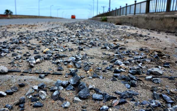 Bê tông lót xốp ở cầu vượt đường sắt Hà Nội ảnh 8