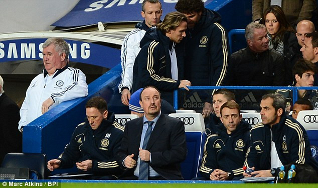 Trận đầu tiên Benitez ra mắt tại Chelsea