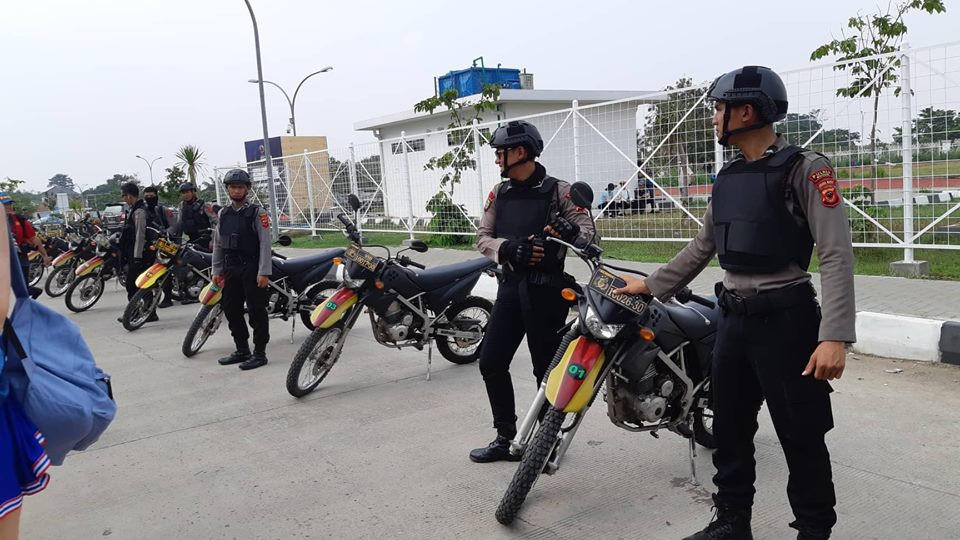 Cổ động viên tiếc nuối khi Việt Nam thua ở loạt penalty ảnh 31