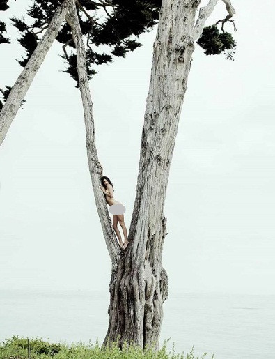 Em gái siêu mẫu của Kim ‘siêu vòng ba’ bị lộ hàng chục ảnh nhạy cảm ảnh 8