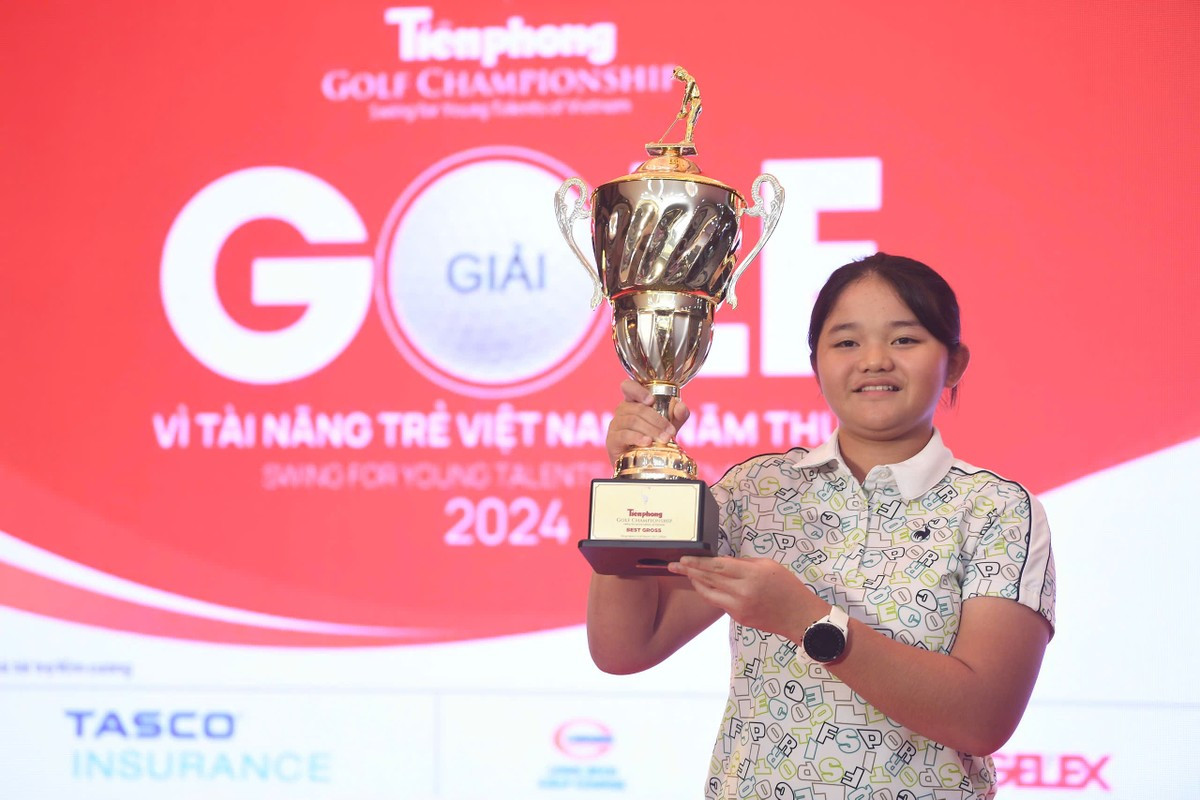 Gần một tháng sau chức vô địch Nhà vô địch Tiền Phong Golf Championship 2024, Nguyễn Bảo Châu giành danh hiệu quốc tế đầu tiên. Gần một tháng sau chức vô địch Nhà vô địch Tiền Phong Golf Championship 2024, Nguyễn Bảo Châu giành danh hiệu quốc tế đầu tiên.
