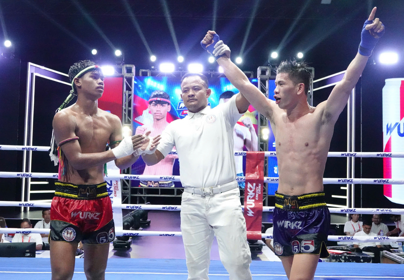 Huỳnh Văn Tuấn giành chiến thắng thuyết phục