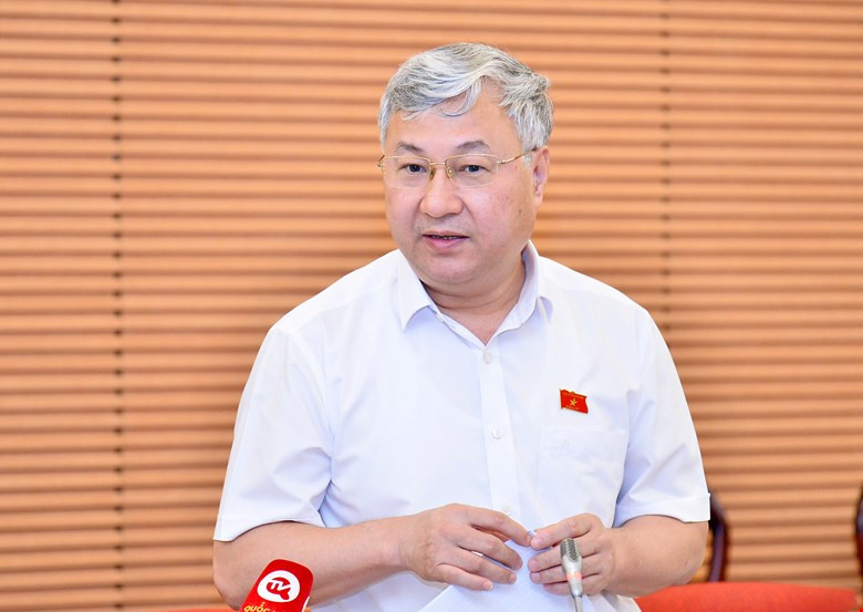 ĐBQH Trần Văn Lâm (Bắc Giang). ĐBQH Trần Văn Lâm (Bắc Giang).