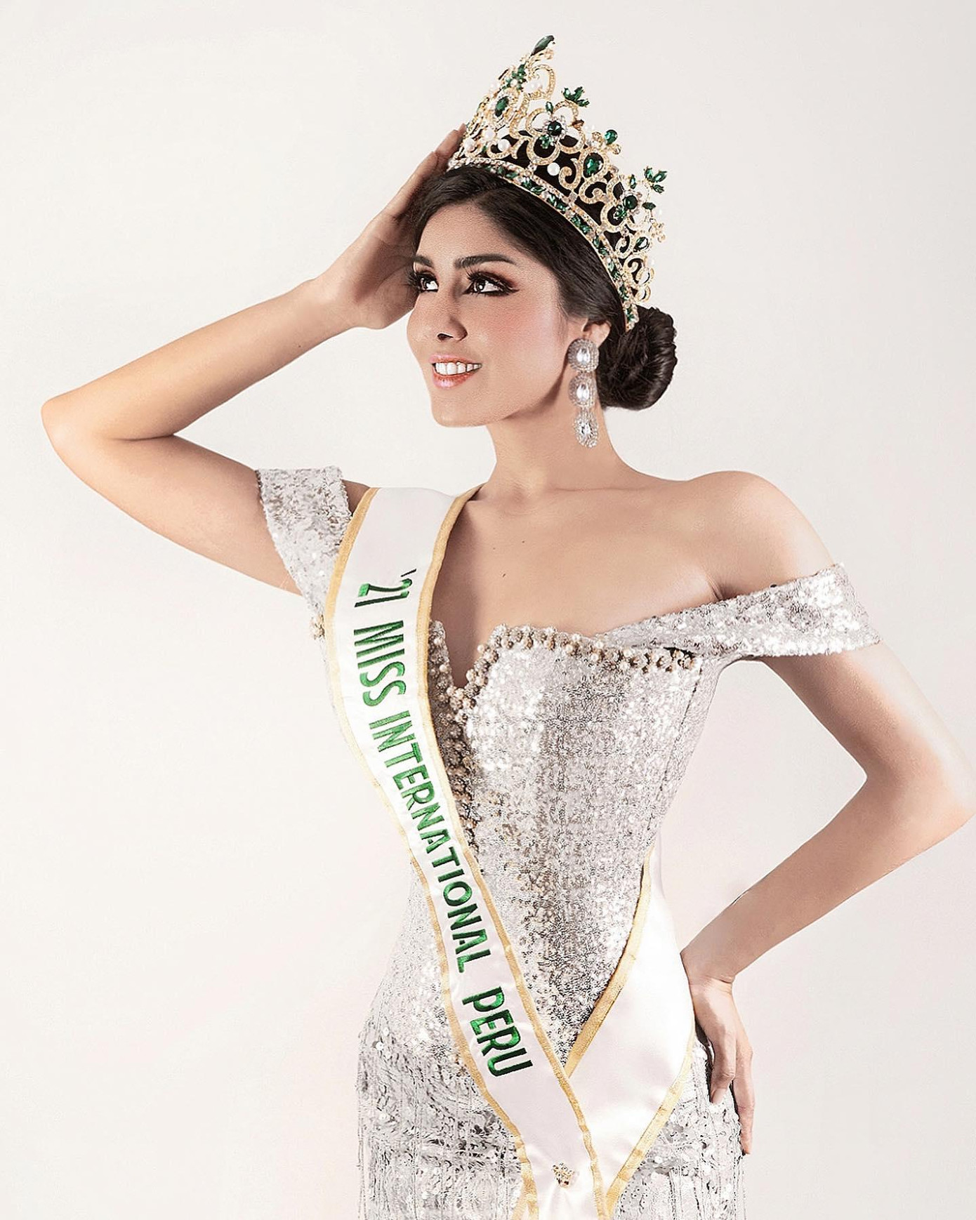Mới đây, MTC Miss International Peru đã bổ nhiệm người đẹp Michelle Lopez Ortega trở thành tân Hoa hậu Quốc tế Peru 2021. Cô sẽ đại diện cho quốc gia tại cuộc thi Hoa hậu Quốc tế 2021 dự kiến tổ chức tại Nhật Bản. Mới đây, MTC Miss International Peru đã bổ nhiệm người đẹp Michelle Lopez Ortega trở thành tân Hoa hậu Quốc tế Peru 2021. Cô sẽ đại diện cho quốc gia tại cuộc thi Hoa hậu Quốc tế 2021 dự kiến tổ chức tại Nhật Bản.