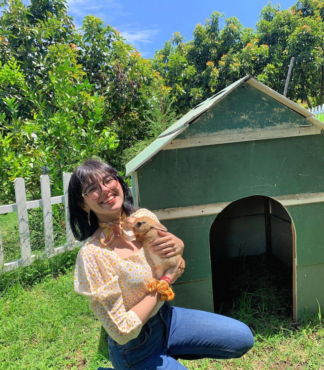 Alejandra Gavidia năm nay 25 tuổi, đã tốt nghiệp ngành Quản lý công.