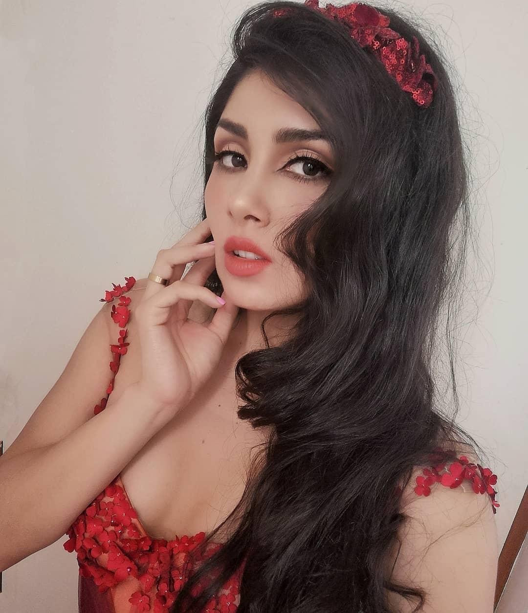 Những năm gần đây Peru là một quốc gia có thành tích ấn tượng tại các sân chơi sắc đẹp. Những năm gần đây Peru là một quốc gia có thành tích ấn tượng tại các sân chơi sắc đẹp.