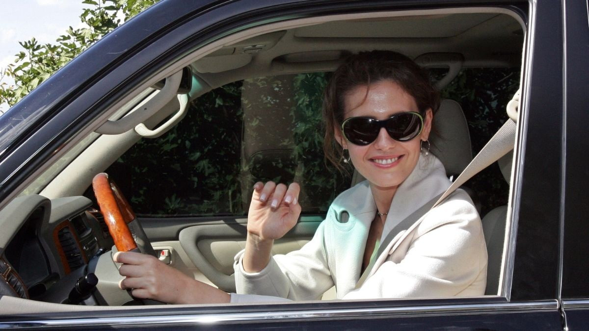 Một ghi chép của Reuters về Asma cho thấy gia đình Assad không thích bà. Gia đình Asma theo đạo Hồi dòng Sunni, trong khi chồng bà thuộc phe thiểu số Alawite. (Ảnh: Reuters)