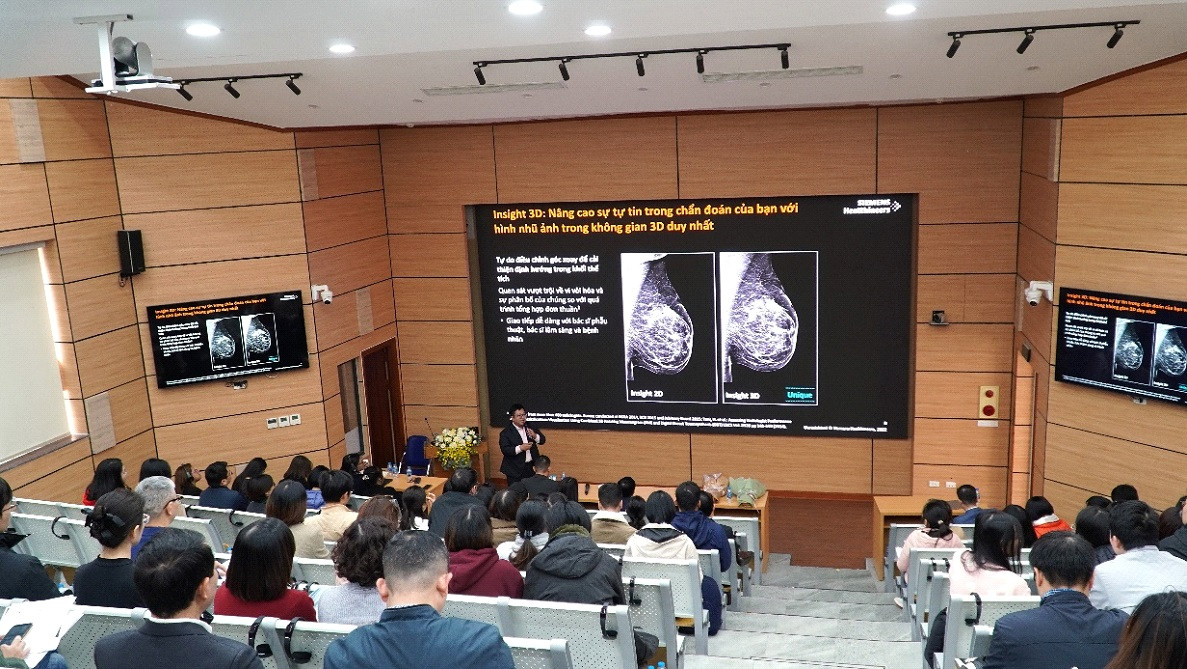 Hội thảo “Cập nhật những tiến bộ trong Hình ảnh học Tuyến vú” có sự tham gia của hơn 110 chuyên gia trong lĩnh vực chẩn đoán hình ảnh. Hội thảo “Cập nhật những tiến bộ trong Hình ảnh học Tuyến vú” có sự tham gia của hơn 110 chuyên gia trong lĩnh vực chẩn đoán hình ảnh.