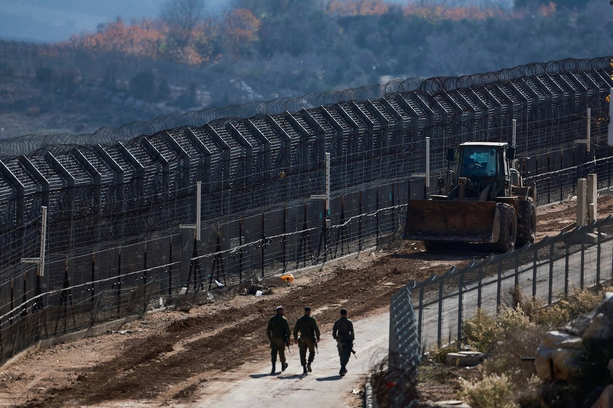 Binh sĩ Israel ở biên giới với Syria. (Ảnh: Reuters) Binh sĩ Israel ở biên giới với Syria. (Ảnh: Reuters)