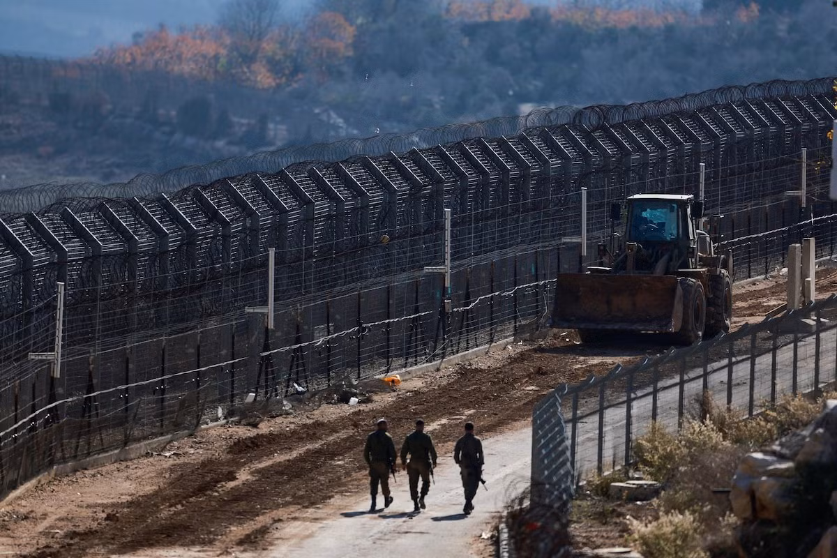 Binh sĩ Israel ở biên giới với Syria. (Ảnh: Reuters)