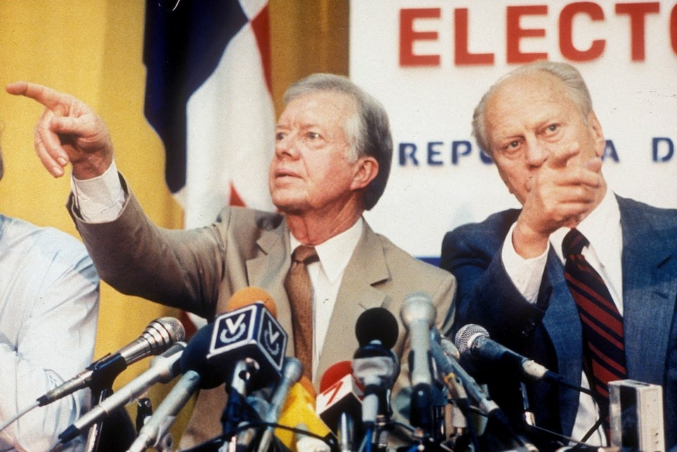 Các cựu Tổng thống Mỹ Jimmy Carter và Gerald Ford trong một cuộc họp báo năm 1989. (Ảnh: Reuters) Các cựu Tổng thống Mỹ Jimmy Carter và Gerald Ford trong một cuộc họp báo năm 1989. (Ảnh: Reuters)