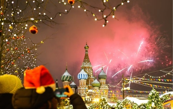 Đại tiệc pháo hoa rực rỡ đón năm mới 2019 trên khắp thế giới ảnh 22