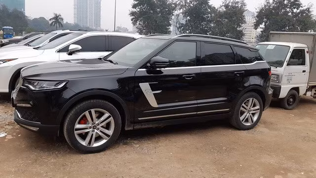 Giá rẻ, vẻ ngoài long lanh, xe Trung Quốc vẫn nhận 'cái kết đắng' ở VN ảnh 1