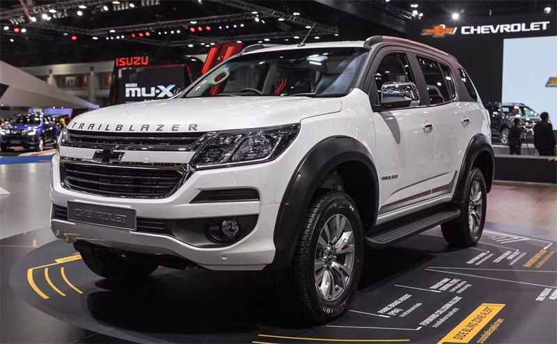 Chevrolet Suburban - mẫu xe xuất hiện nhiều nhất trong đoàn hộ tống Tổng thống Mỹ ảnh 5 Chevrolet Suburban - mẫu xe xuất hiện nhiều nhất trong đoàn hộ tống Tổng thống Mỹ ảnh 5