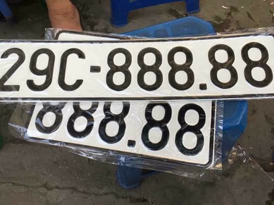 Xe tải Thaco bốc ngẫu nhiên biển số ngũ quý 8 ở Hà Nội ảnh 1