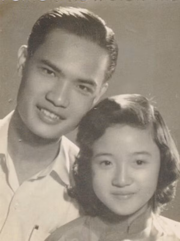 Nhạc sĩ Thanh Sơn và vợ thời trẻ. Nhạc sĩ Thanh Sơn và vợ thời trẻ