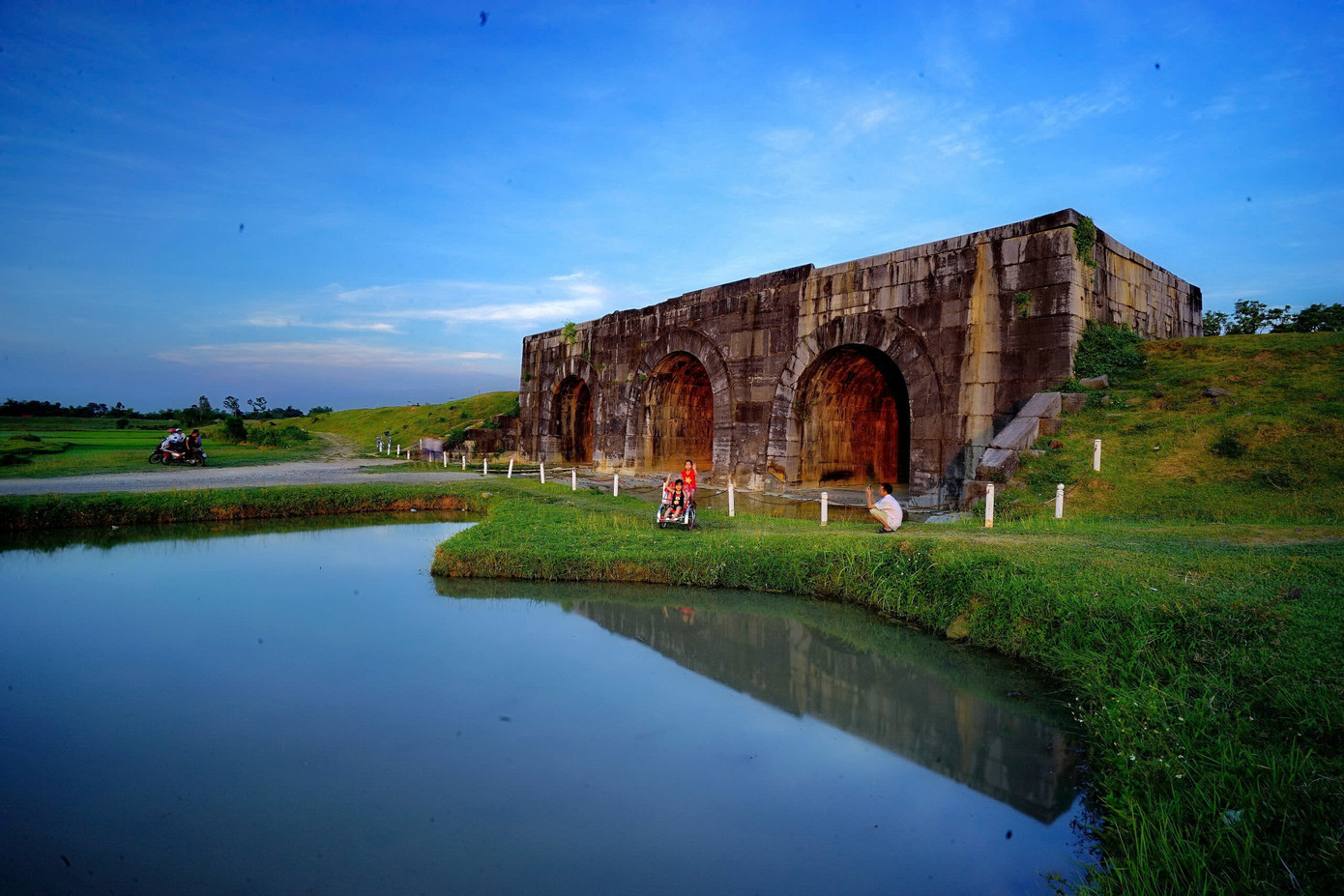 Theo các nhà khoa học, những phát hiện khảo cổ quan trọng trên đã minh chứng rõ nét Thành nhà Hồ là một kinh đô cổ được quy hoạch và xây dựng hoàn chỉnh, bài bản, quy chuẩn với đầy đủ đền đài, miếu mạo, cung điện, đường sá và được sử dụng xuyên suốt trong nhiều triều đại quân chủ phong kiến Việt Nam với tư cách là trung tâm hành chính - chính trị - quân sự của quốc gia và khu vực lúc bấy giờ.