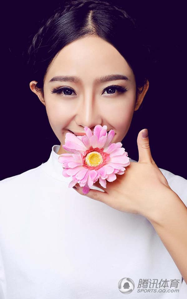 Nét quyến rũ của cô nàng được mệnh danh 'Nữ hoàng đấm bốc' ảnh 10