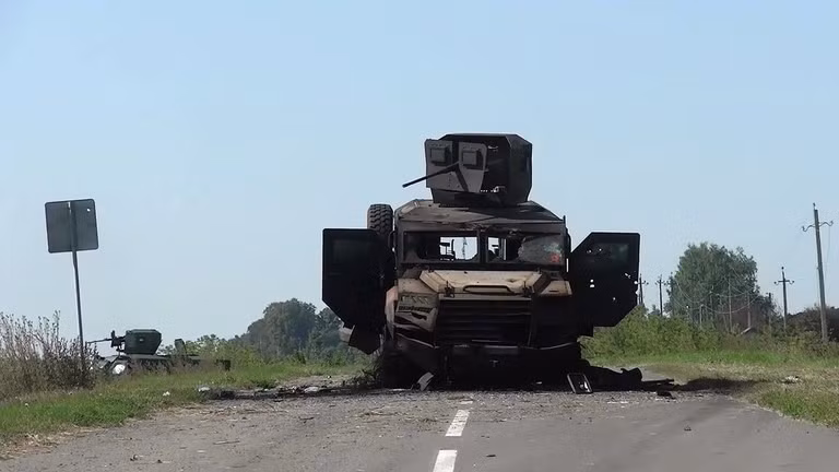 Xe quân sự Ukraine bị phá hủy ở tỉnh Kursk (Nga). (Ảnh: Sputnik)