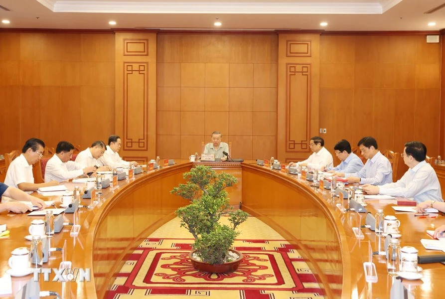 Tổng Bí thư, Chủ tịch nước Tô Lâm chủ trì cuộc họp Tiểu ban Nhân sự Đại hội XIV của Đảng. (Ảnh: Trí Dũng/TTXVN)