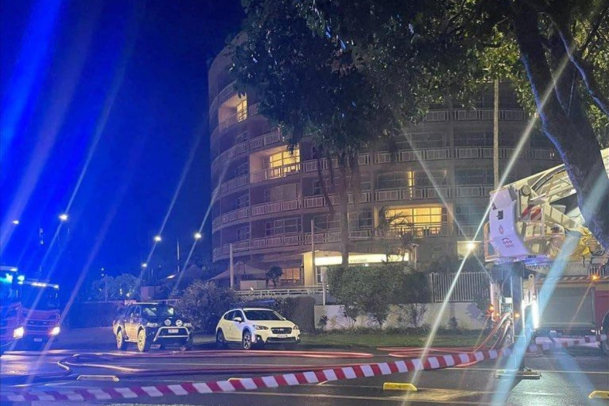 Lực lượng chức năng tại hiện trường. (Ảnh: X) Lực lượng chức năng tại hiện trường. (Ảnh: X)