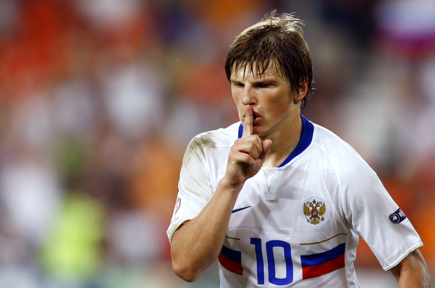Arshavin vẫn là 'cánh chim đầu đàn' của tuyển Nga. Arshavin vẫn là 'cánh chim đầu đàn' của tuyển Nga