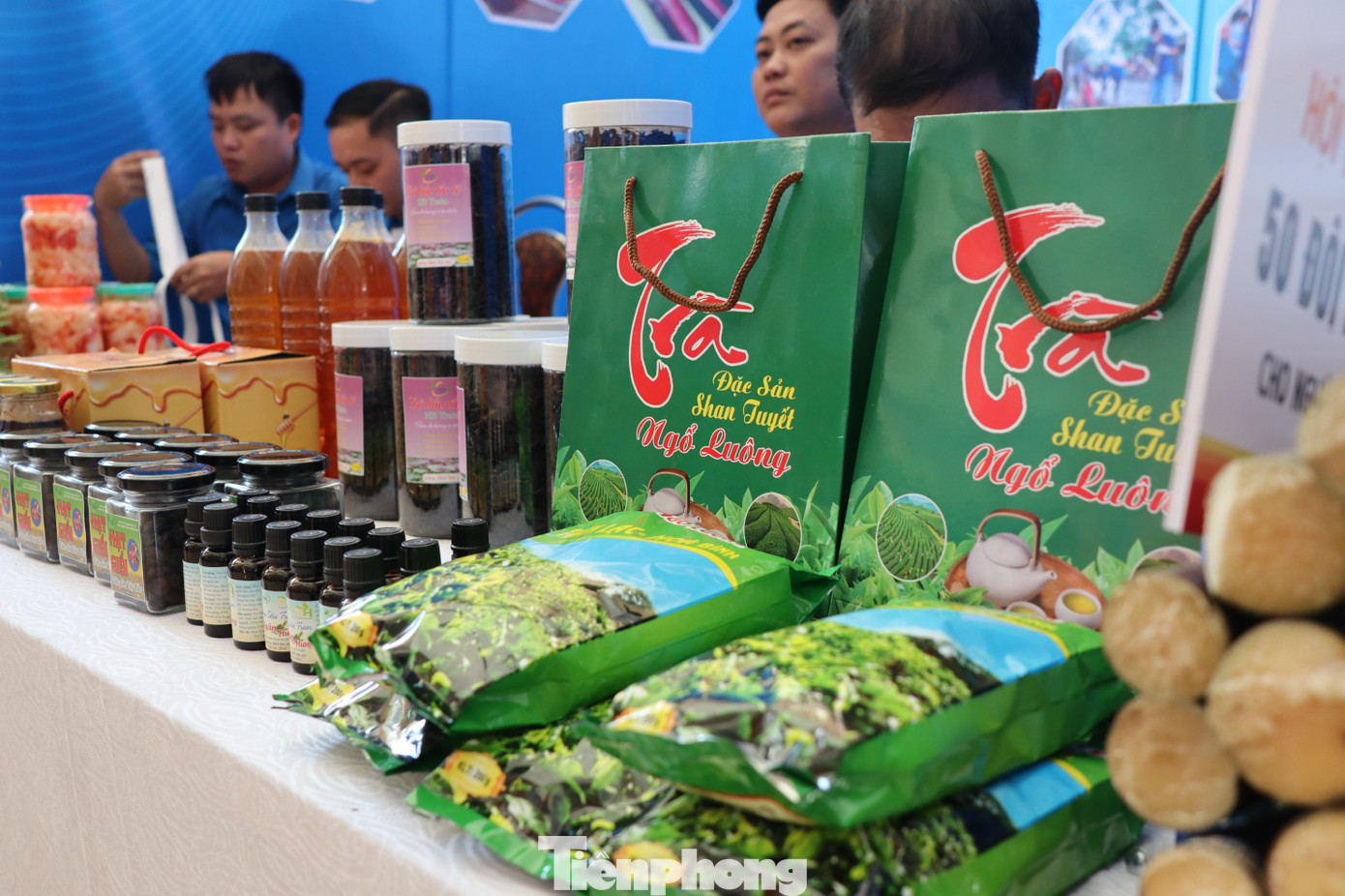 Đây không chỉ là những sản phẩm khởi nghiệp của thanh niên, mà còn là nét văn hóa, độc đáo riêng của mỗi địa phương, vùng miền trên toàn tỉnh.