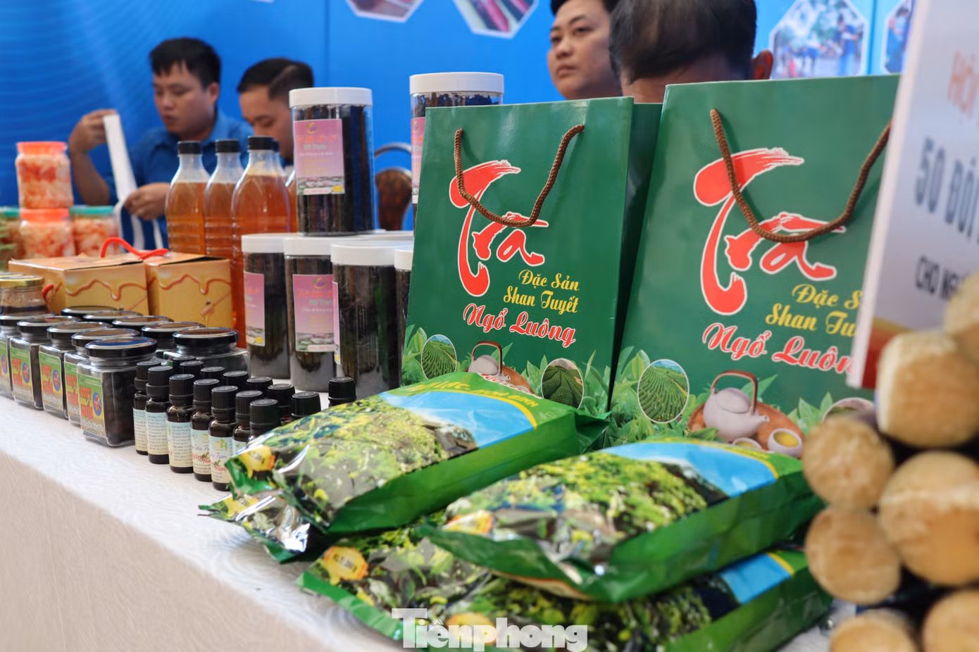 Đây không chỉ là những sản phẩm khởi nghiệp của thanh niên, mà còn là nét văn hóa, độc đáo riêng của mỗi địa phương, vùng miền trên toàn tỉnh.