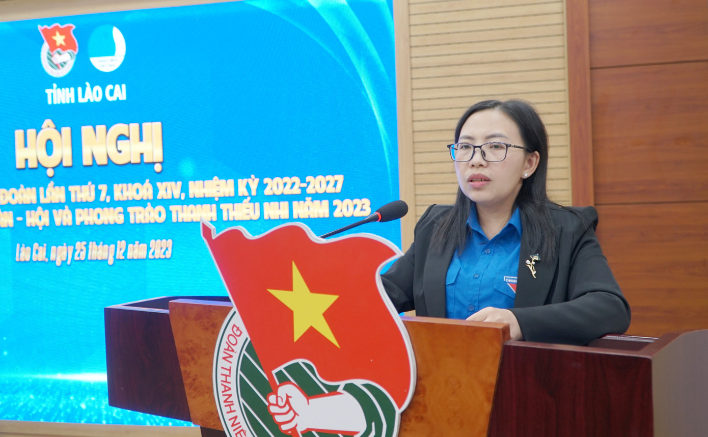 Chị Giàng Thị Mai, Bí thư Tỉnh đoàn phát biểu tại hội nghị. Ảnh: Vân Thảo Chị Giàng Thị Mai, Bí thư Tỉnh đoàn phát biểu tại hội nghị. Ảnh: Vân Thảo