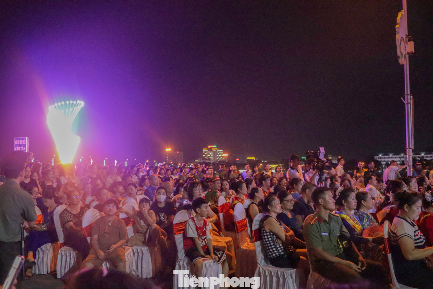 ... để chọn cho mình những vị trí đẹp nhất.