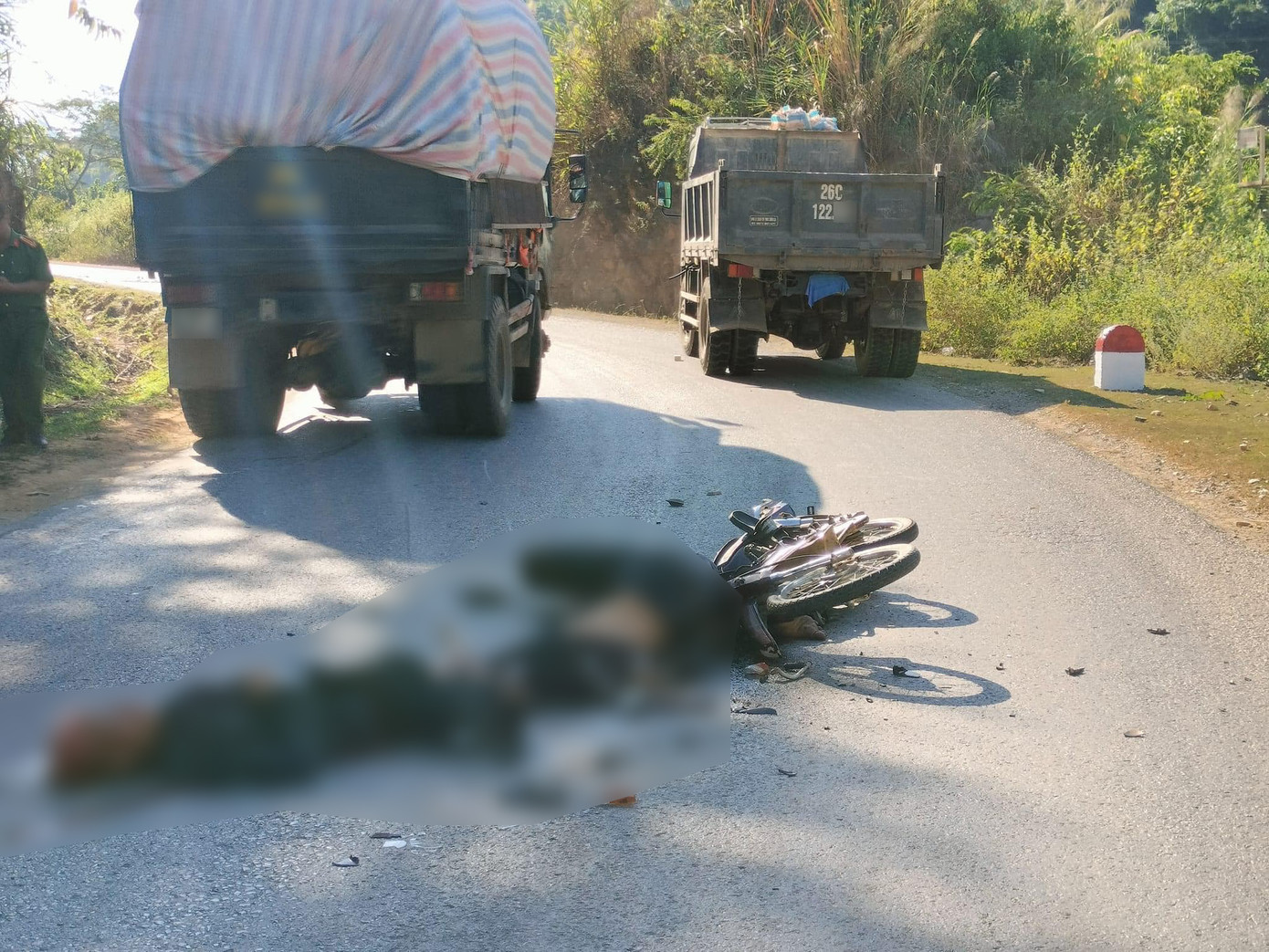 Hiện trường vụ tai nạn khiến 2 người thương vong.