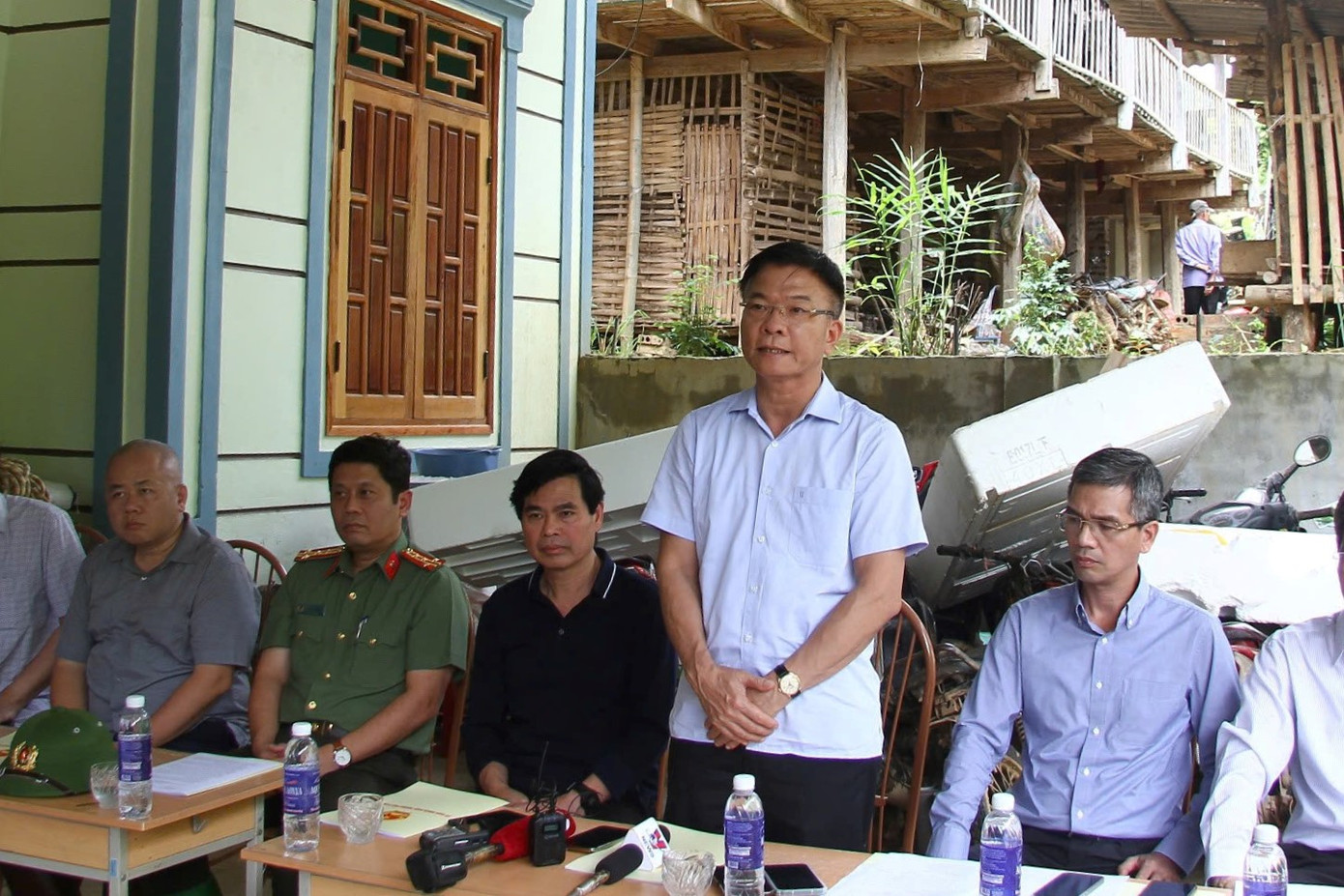 Phó Thủ tướng Chính phủ phát biểu tại buổi làm việc.