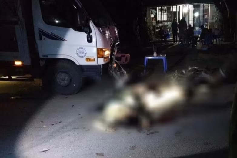 Hiện trường vụ tai nạn khiến 2 người tử vong. Ảnh: CTV. Hiện trường vụ tai nạn khiến 2 người tử vong. Ảnh: CTV.