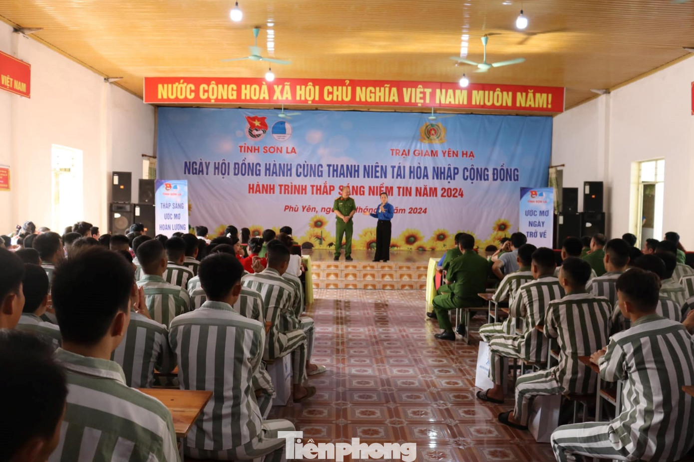 Vừa qua, Tỉnh Đoàn, Hội LHTN Việt Nam tỉnh Sơn La phối hợp với Trại giam Yên Hạ (Phân trại số 01 tại huyện Phù Yên thuộc Cục C10, Bộ Công an) tổ chức Ngày hội đồng hành cùng thanh niên tái hoà nhập cộng đồng – Hành trình thắp sáng niềm tin năm 2024.