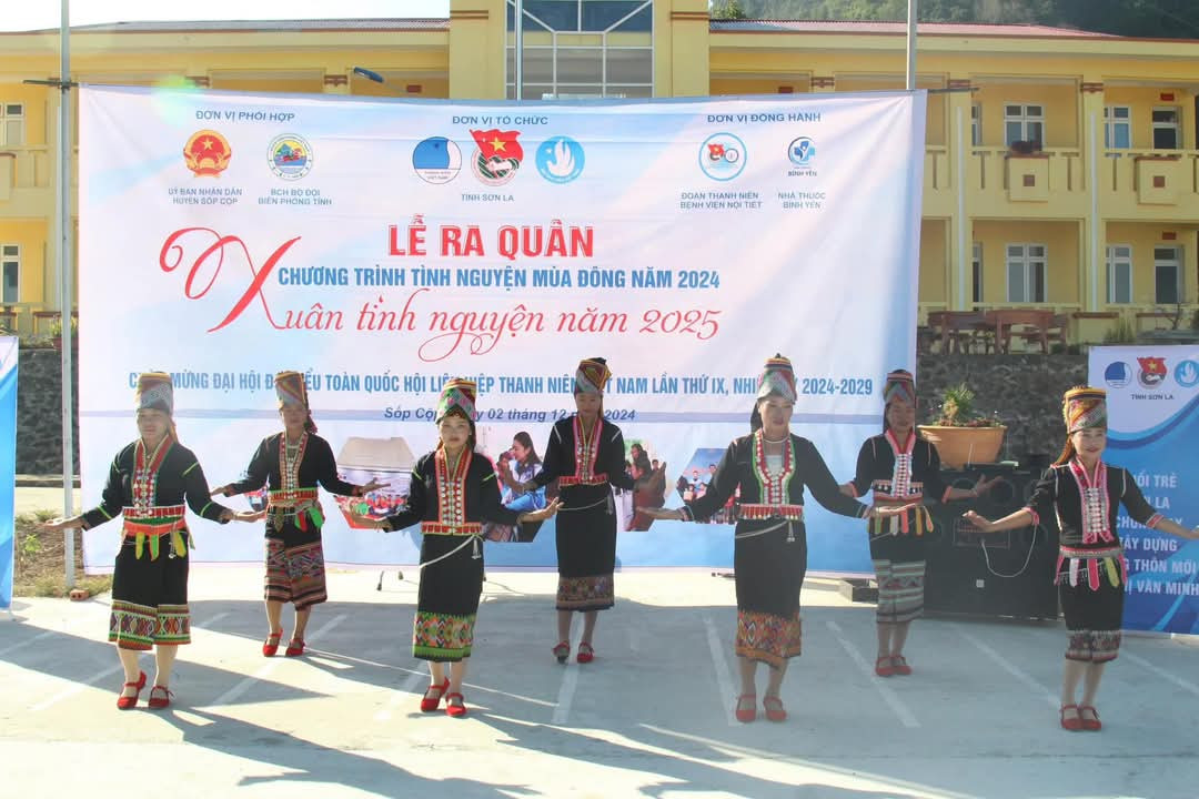 Chương trình được triển khai từ tháng 12/2024 đến hết tháng 2/2025, tập trung vào các hoạt động, phong trào: “Vì sức khỏe cộng đồng”, “Vì đàn em thân yêu”, “Chia sẻ cùng nhà nông” nhằm kết nối, phối hợp với các tổ chức, câu lạc bộ, đội, nhóm tình nguyện tổ chức các hoạt động an sinh xã hội…