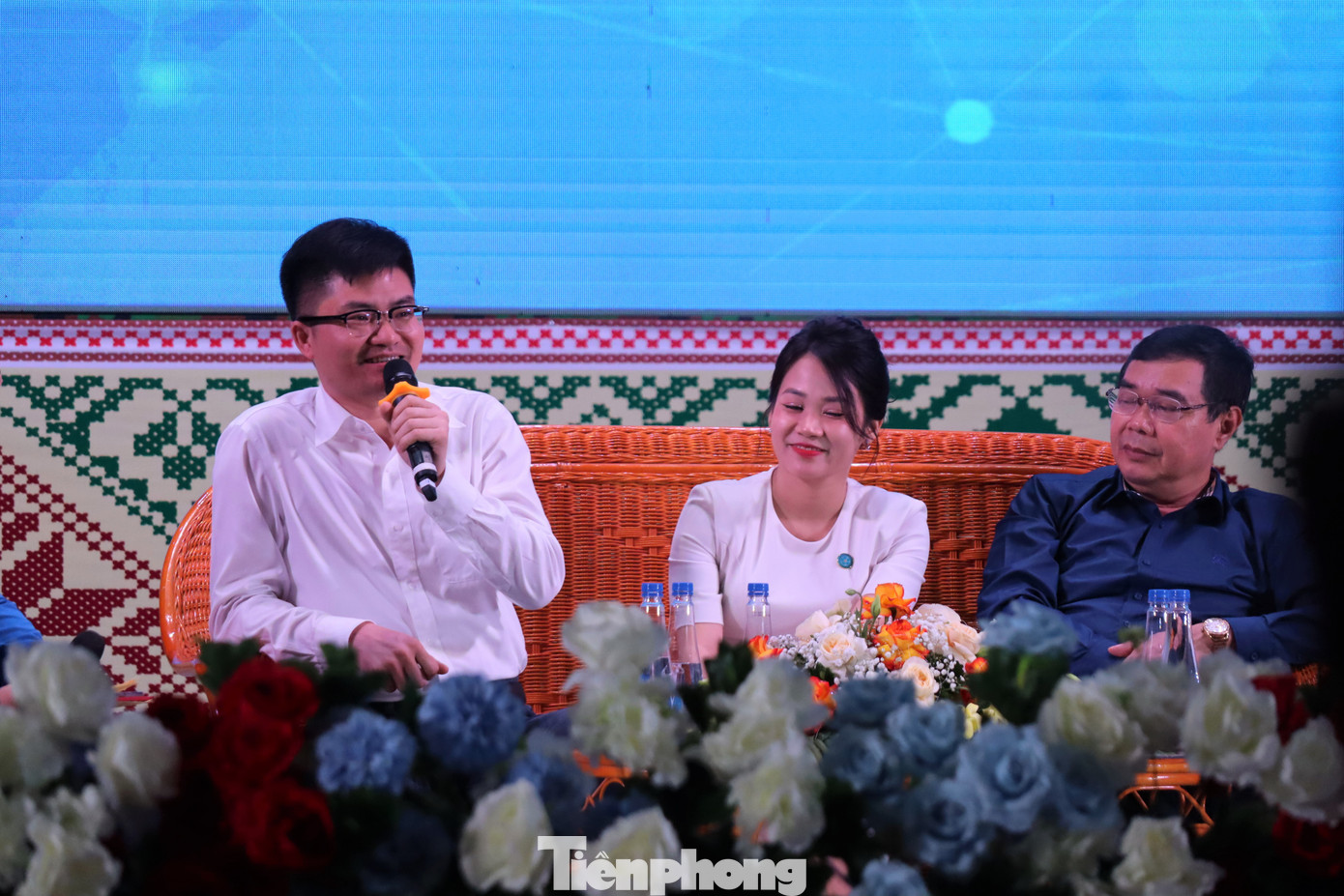 Câu lạc bộ Đầu tư và Khởi nghiệp doanh nghiệp trẻ Việt Nam chia sẻ tại diễn đàn. Câu lạc bộ Đầu tư và Khởi nghiệp doanh nghiệp trẻ Việt Nam chia sẻ tại diễn đàn.