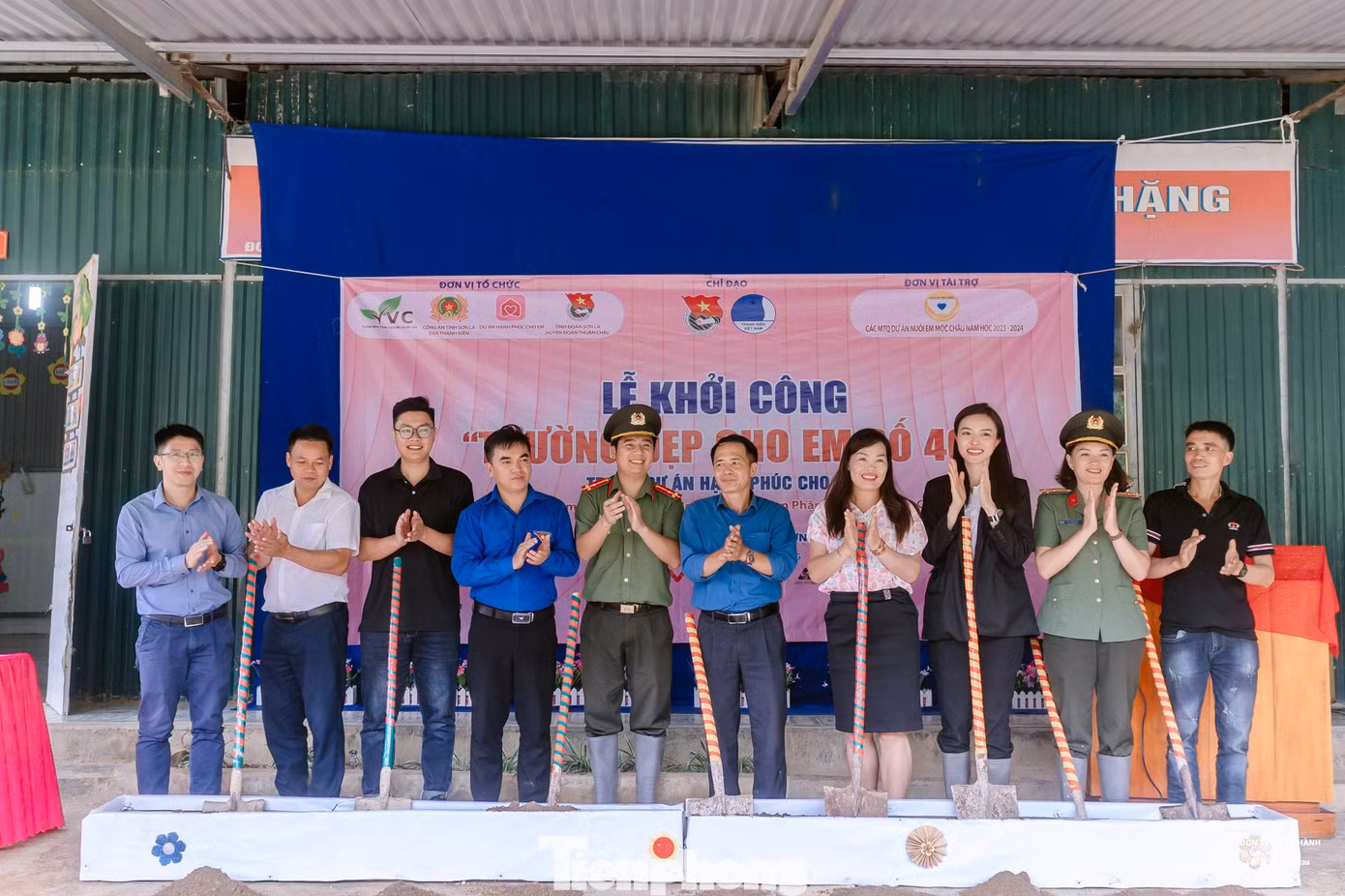 3 công trình “Trường đẹp cho em” vừa được khởi công. 3 công trình “Trường đẹp cho em” vừa được khởi công.